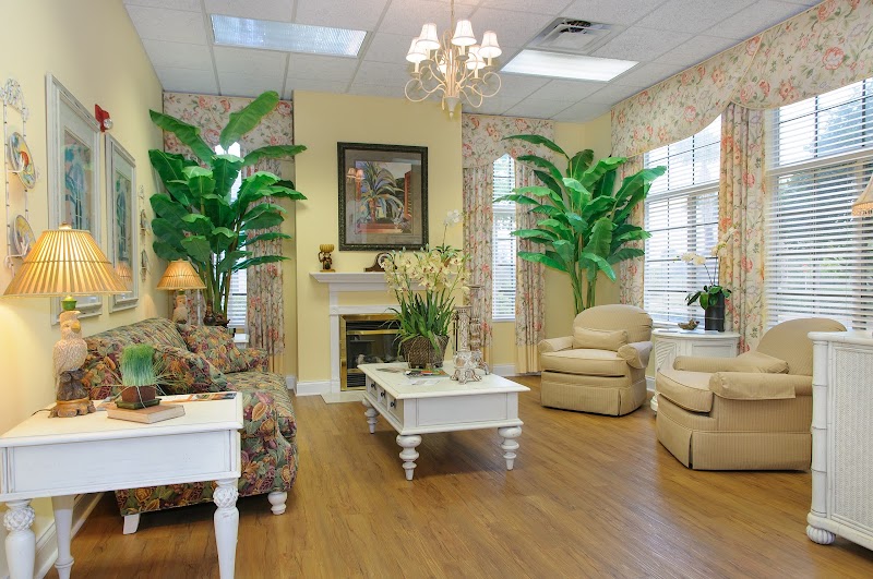 LIFE CARE CENTER OF NEW PORT RICHEY nursing home in NEW PORT RICHEY, FL - Photo 4 of 5