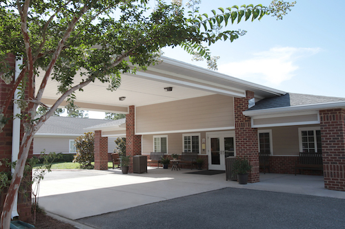 ARABELLA HEALTH & WELLNESS OF CARRABELLE nursing home in CARRABELLE, FL - Photo 3 of 10