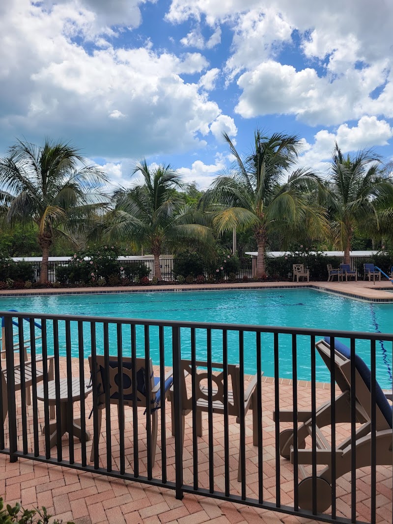 BAY VILLAGE OF SARASOTA nursing home in SARASOTA, FL - Photo 3 of 5