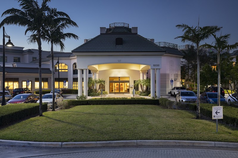 LUXE AT WELLINGTON REHABILITATION CENTER THE nursing home in WELLINGTON, FL - Photo 3 of 5