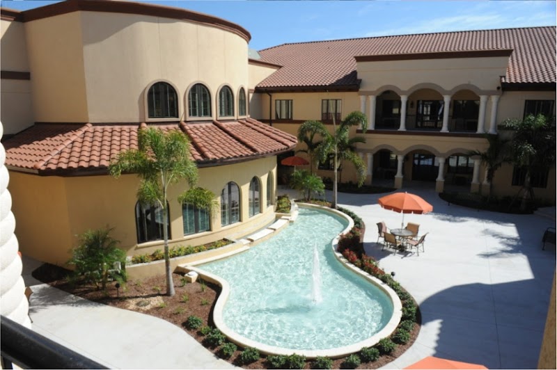 HAWTHORNE CENTER FOR REHAB & HEALING  OF SARASOTA nursing home in SARASOTA, FL - Photo 2 of 5