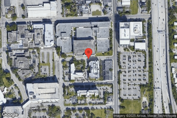 UNIVERSITY HEALTH AND REHABILITATION CENTER nursing home in MIAMI, FL - Photo 1 of 10