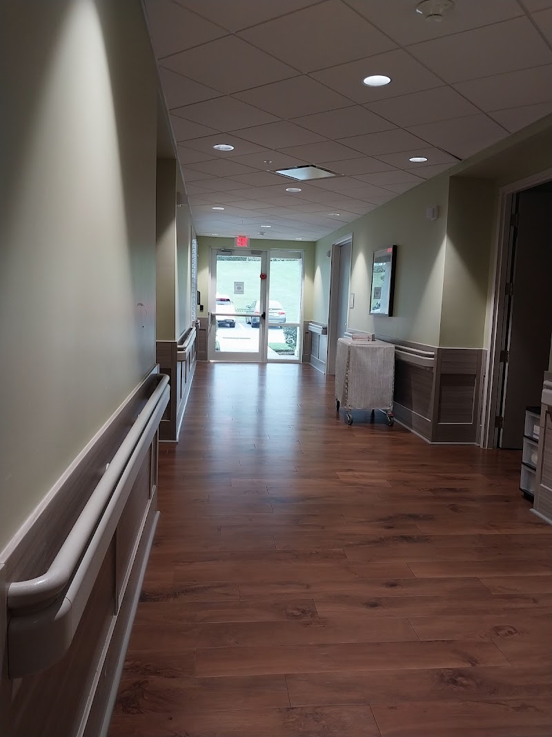 LAKES OF CLERMONT HEALTH AND REHABILITATION CENTER nursing home in CLERMONT, FL - Photo 4 of 5