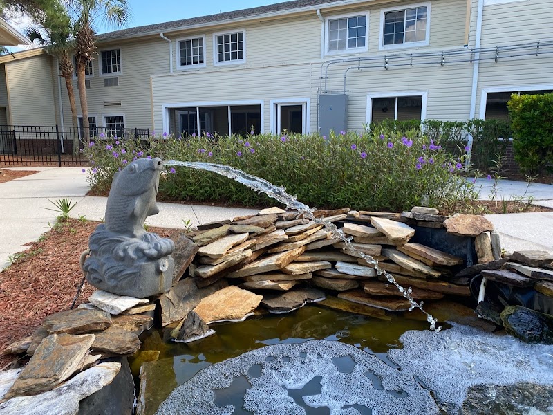 BRIDGEWALK ON HARDEN HEALTH AND REHABILITATION, LL nursing home in LAKELAND, FL - Photo 3 of 5