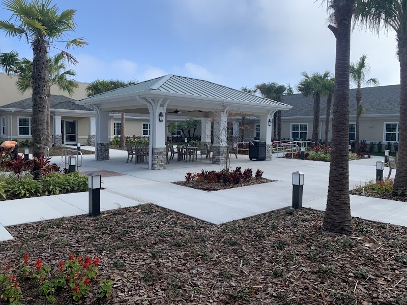 THE CLUB AT LAKE GIBSON nursing home in LAKELAND, FL - Photo 4 of 5