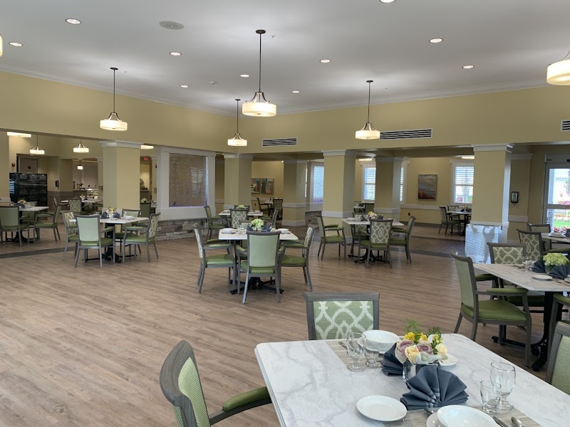 THE CLUB AT LAKE GIBSON nursing home in LAKELAND, FL - Photo 5 of 5
