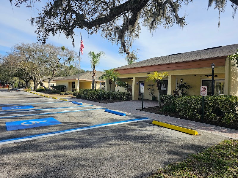VICTORIA CROSSING REHABILITATION CENTER nursing home in BRANDON, FL - Photo 4 of 5