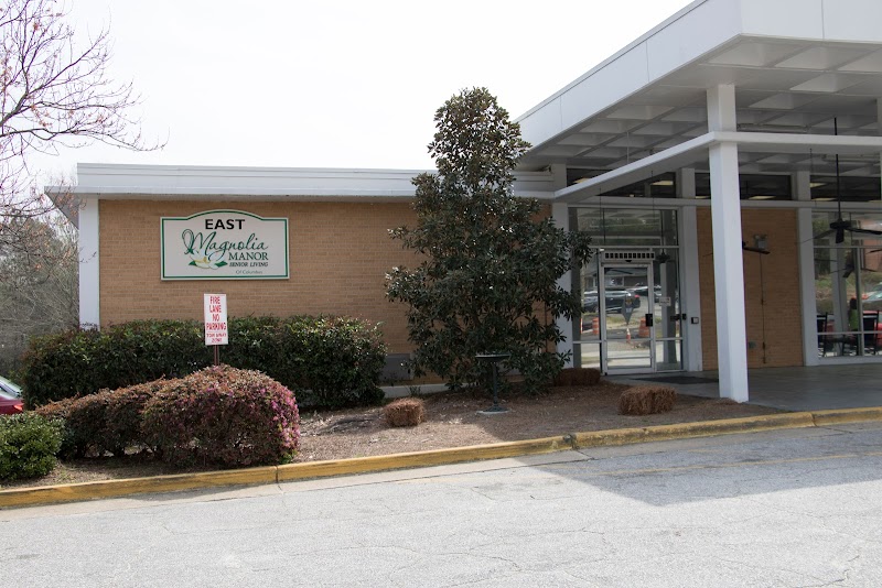 MAGNOLIA MANOR OF COLUMBUS NURSING CENTER - WEST nursing home in COLUMBUS, GA - Photo 4 of 5