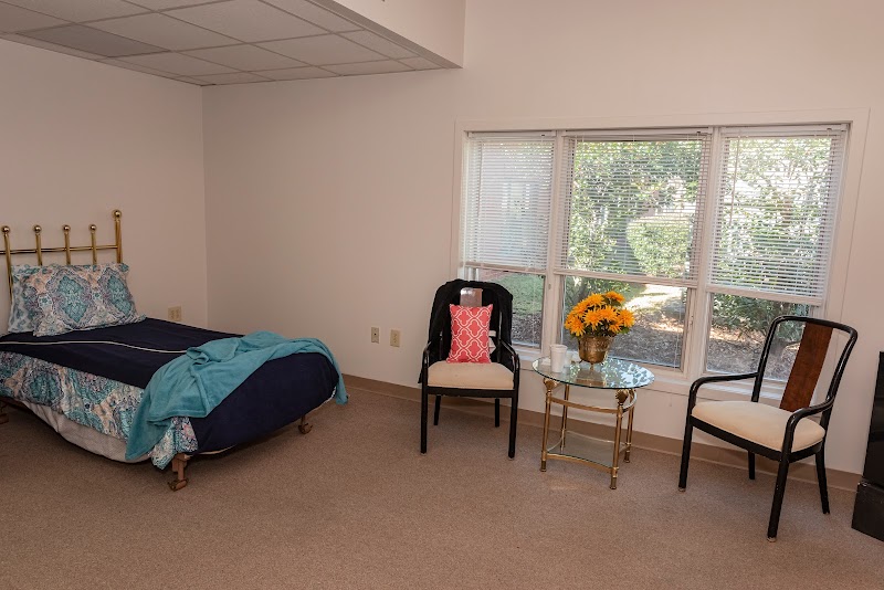 MAGNOLIA MANOR OF COLUMBUS NURSING CENTER - WEST nursing home in COLUMBUS, GA - Photo 5 of 5