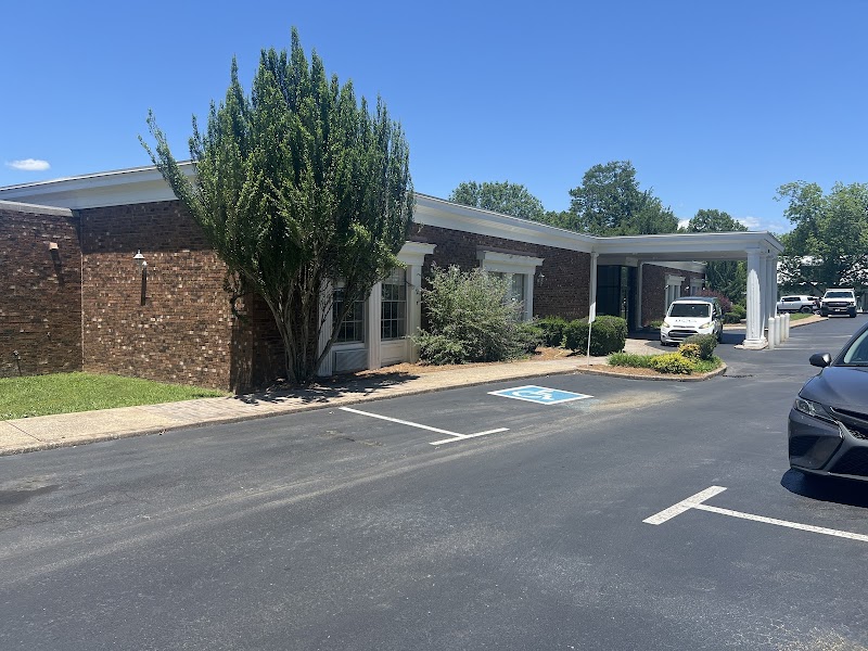 NHC HEALTHCARE ROSSVILLE nursing home in ROSSVILLE, GA - Photo 3 of 5