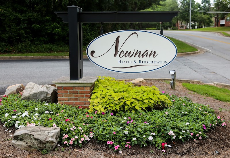 NEWNAN HEALTH AND REHABILITATION nursing home in NEWNAN, GA - Photo 4 of 5