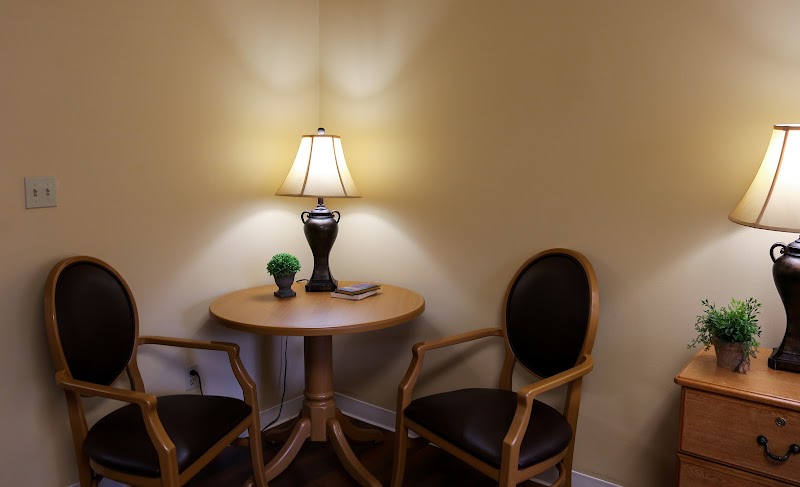 NEWNAN HEALTH AND REHABILITATION nursing home in NEWNAN, GA - Photo 5 of 5