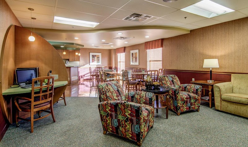 DECATUR CENTER FOR NURSING AND HEALING LLC nursing home in DECATUR, GA - Photo 3 of 5