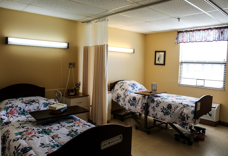 HIGH SHOALS HEALTH AND REHABILITATION nursing home in BISHOP, GA - Photo 4 of 10