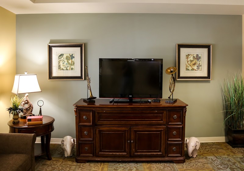 ZEBULON PARK HEALTH AND REHABILITATION nursing home in MACON, GA - Photo 4 of 10