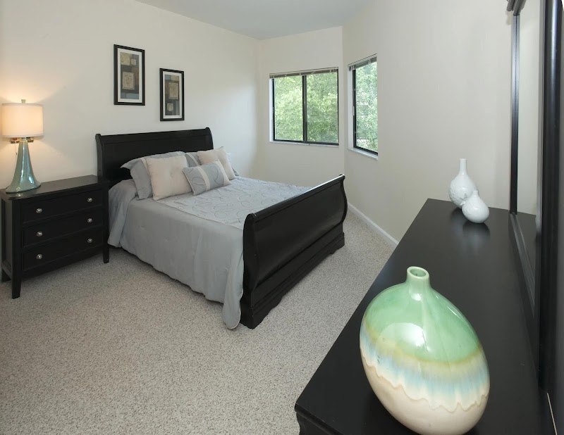 DELMAR GARDENS OF GWINNETT nursing home in LAWRENCEVILLE, GA - Photo 3 of 5