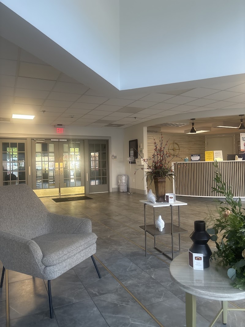 FAYETTEVILLE CENTER FOR NURSING & HEALING LLC nursing home in FAYETTEVILLE, GA - Photo 4 of 5