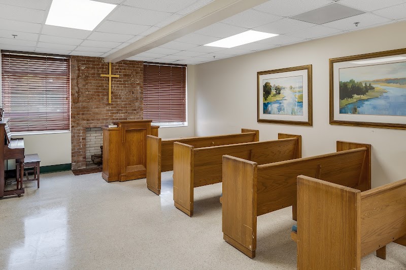 PRUITTHEALTH - CRESTWOOD, LLC nursing home in VALDOSTA, GA - Photo 3 of 10