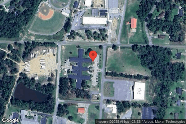 OXLEY PARK HEALTH AND REHABILITATION nursing home in LYONS, GA - Photo 1 of 10