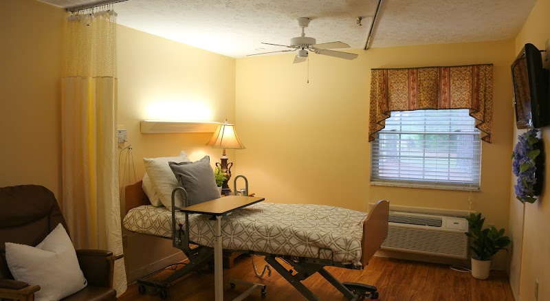 OXLEY PARK HEALTH AND REHABILITATION nursing home in LYONS, GA - Photo 3 of 10