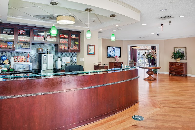 PRUITTHEALTH - PEAKE nursing home in MACON, GA - Photo 3 of 10