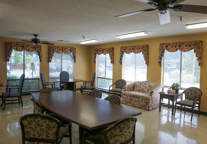 WINTHROP HEALTH AND REHABILITATION nursing home in ROME, GA - Photo 3 of 5