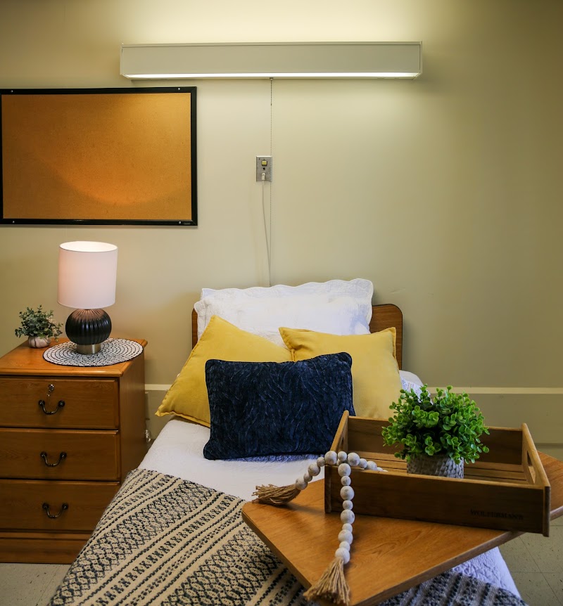 OAKVIEW HEALTH AND REHABILITATION nursing home in SUMMERVILLE, GA - Photo 4 of 10