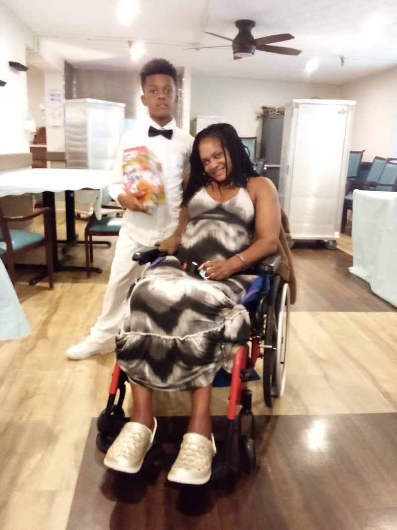 PINE KNOLL NURSING & REHAB CTR nursing home in CARROLLTON, GA - Photo 3 of 5