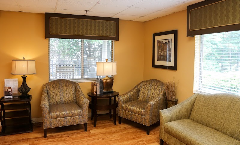 TRADITIONS HEALTH AND REHABILITATION nursing home in LITHONIA, GA - Photo 3 of 5