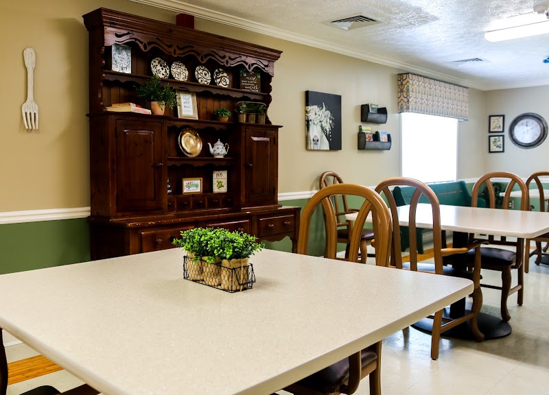 LYNN HAVEN HEALTH AND REHABILITATION nursing home in GRAY, GA - Photo 5 of 10