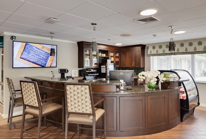 PRUITTHEALTH - SEASIDE nursing home in PORT WENTWORTH, GA - Photo 2 of 10