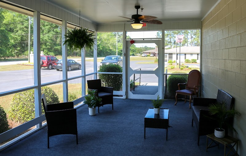 CAMELLIA HEALTH & REHABILITATION nursing home in CLAXTON, GA - Photo 4 of 10