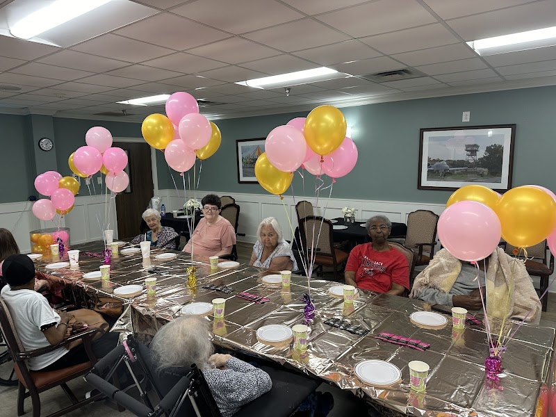 WARNER ROBINS REHABILITATION CENTER nursing home in WARNER ROBINS, GA - Photo 3 of 10