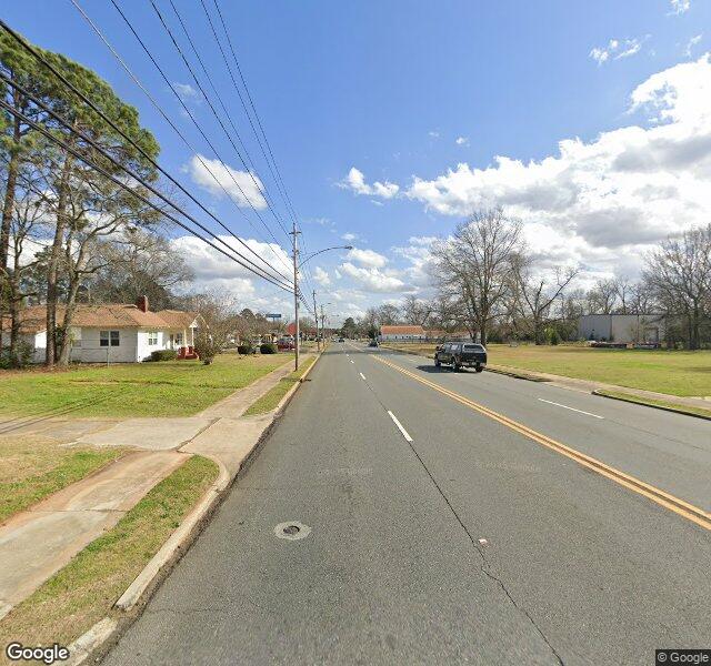 FORT VALLEY HEALTH AND REHAB nursing home in FORT VALLEY, GA - Photo 5 of 5