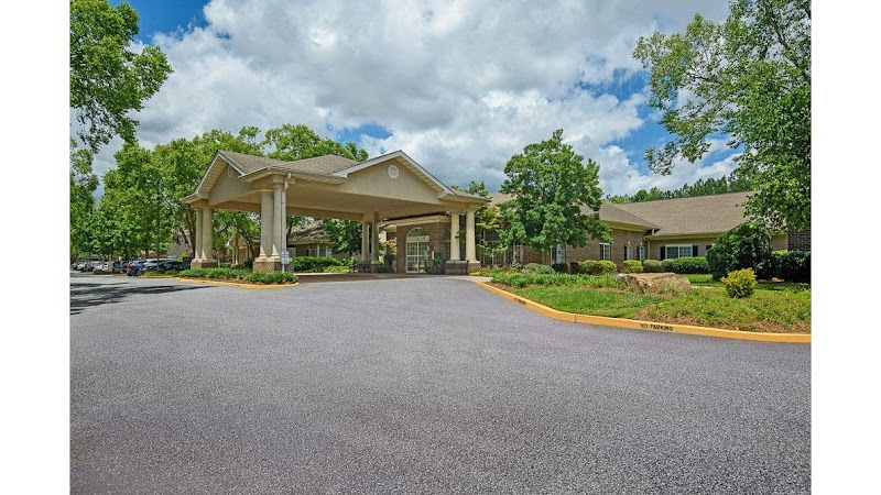 LIFE CARE CTR OF LAWRENCEVILLE nursing home in LAWRENCEVILLE, GA - Photo 2 of 5