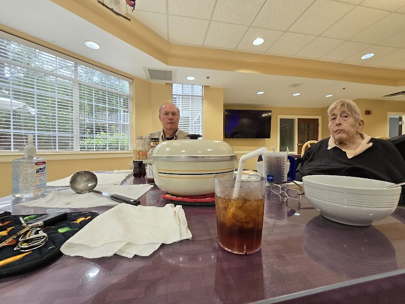 REGENCY PARK HEALTH AND REHABILITATION nursing home in DALTON, GA - Photo 5 of 10