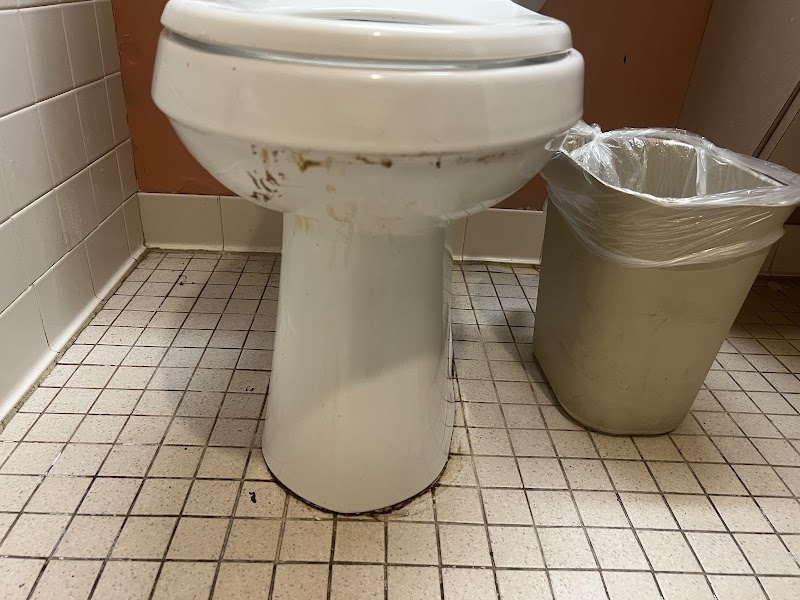 ROCKDALE HEALTHCARE CENTER nursing home in CONYERS, GA - Photo 5 of 5