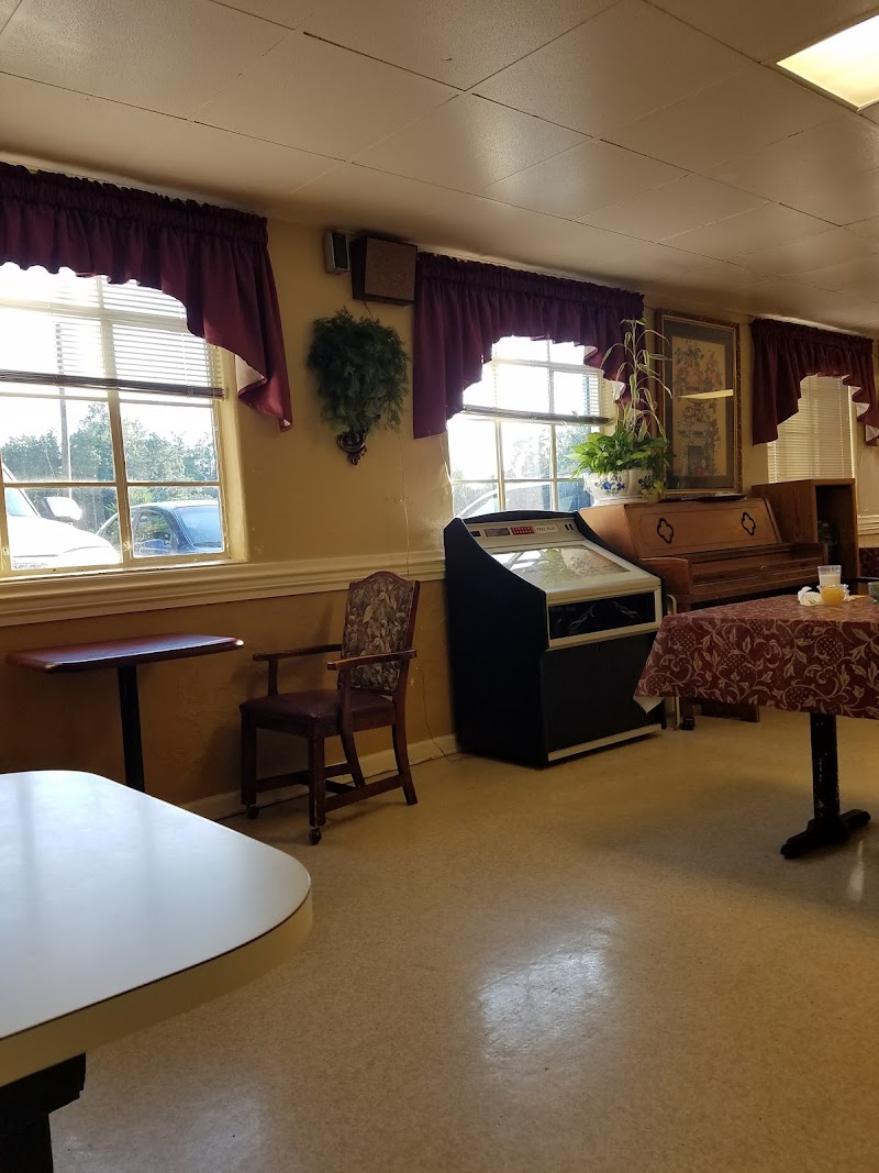 NANCY HART OPERATION LLC nursing home in ELBERTON, GA - Photo 3 of 5