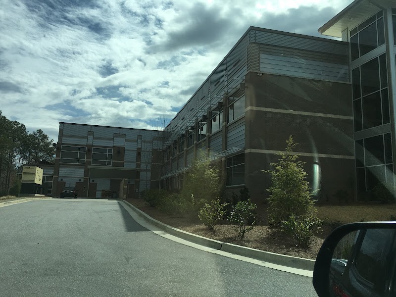 SALUDE - THE ART OF RECOVERY nursing home in SUWANEE, GA - Photo 3 of 9