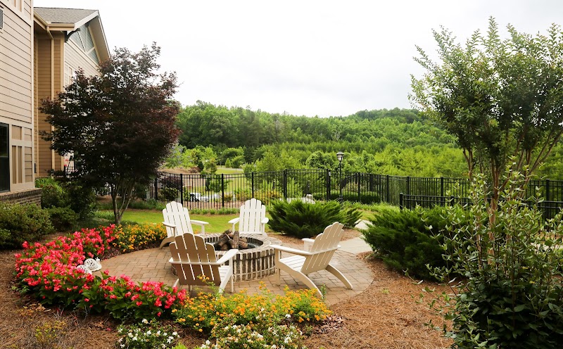 CHELSEY PARK HEALTH AND REHABILITATION nursing home in DAHLONEGA, GA - Photo 5 of 10