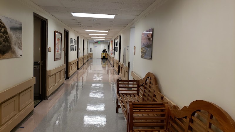 HALE NANI REHABILITATION AND NURSING CENTER nursing home in HONOLULU, HI - Photo 4 of 5