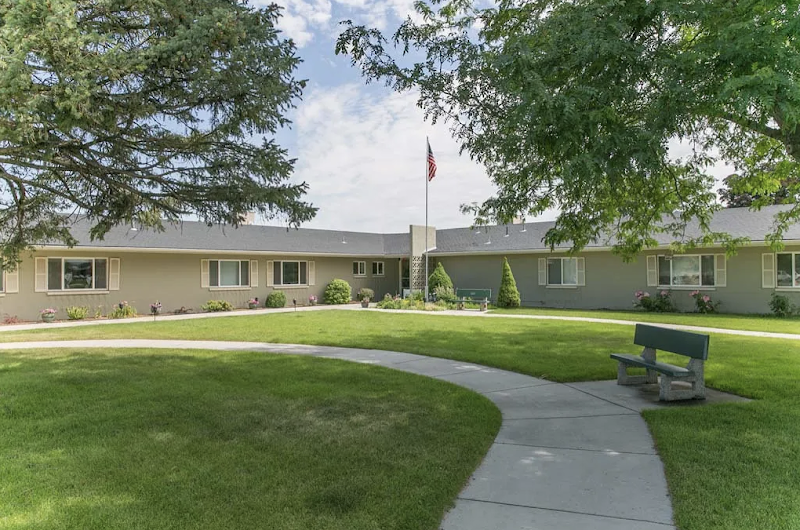 River's Edge Rehabilitation & Living Center nursing home in EMMETT, ID - Photo 3 of 10