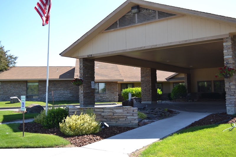TWIN FALLS TRANSITIONAL CARE OF CASCADIA nursing home in TWIN FALLS, ID - Photo 2 of 2