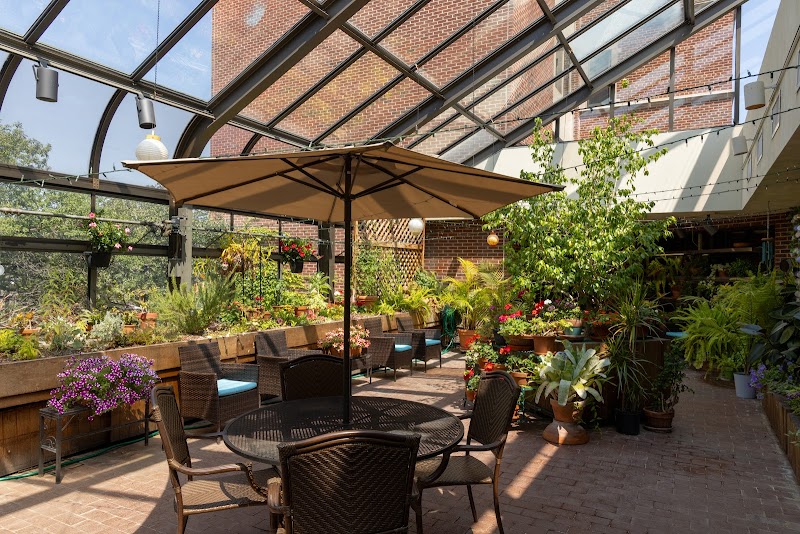 WESTMINSTER PLACE nursing home in EVANSTON, IL - Photo 2 of 10