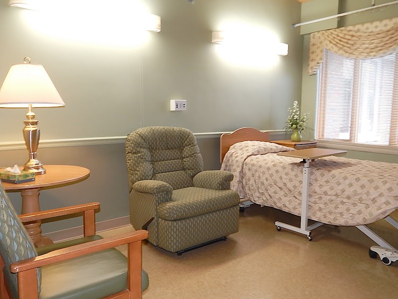 ALLURE OF PERU nursing home in PERU, IL - Photo 4 of 8