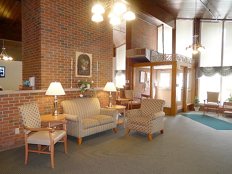 ALLURE OF PERU nursing home in PERU, IL - Photo 5 of 8