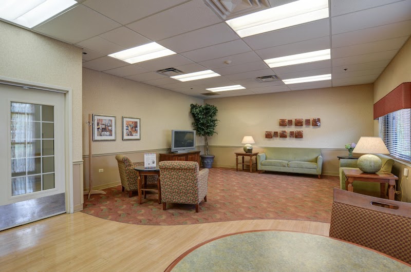 PEARL OF NAPERVILLE, THE nursing home in NAPERVILLE, IL - Photo 5 of 5
