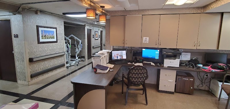 ZAHAV OF BERWYN nursing home in BERWYN, IL - Photo 3 of 5