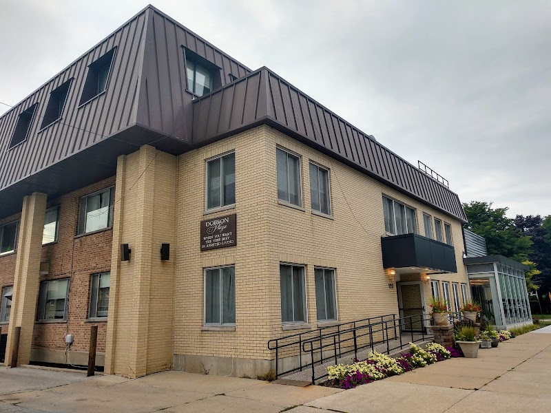 DOBSON PLAZA nursing home in EVANSTON, IL - Photo 2 of 3