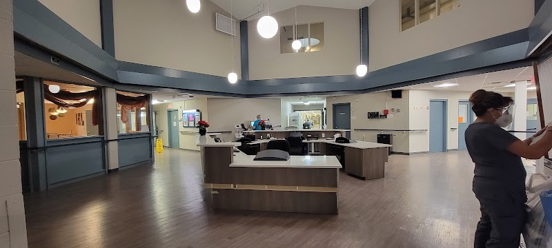 ALDEN DEBES REHAB & HCC nursing home in ROCKFORD, IL - Photo 5 of 5